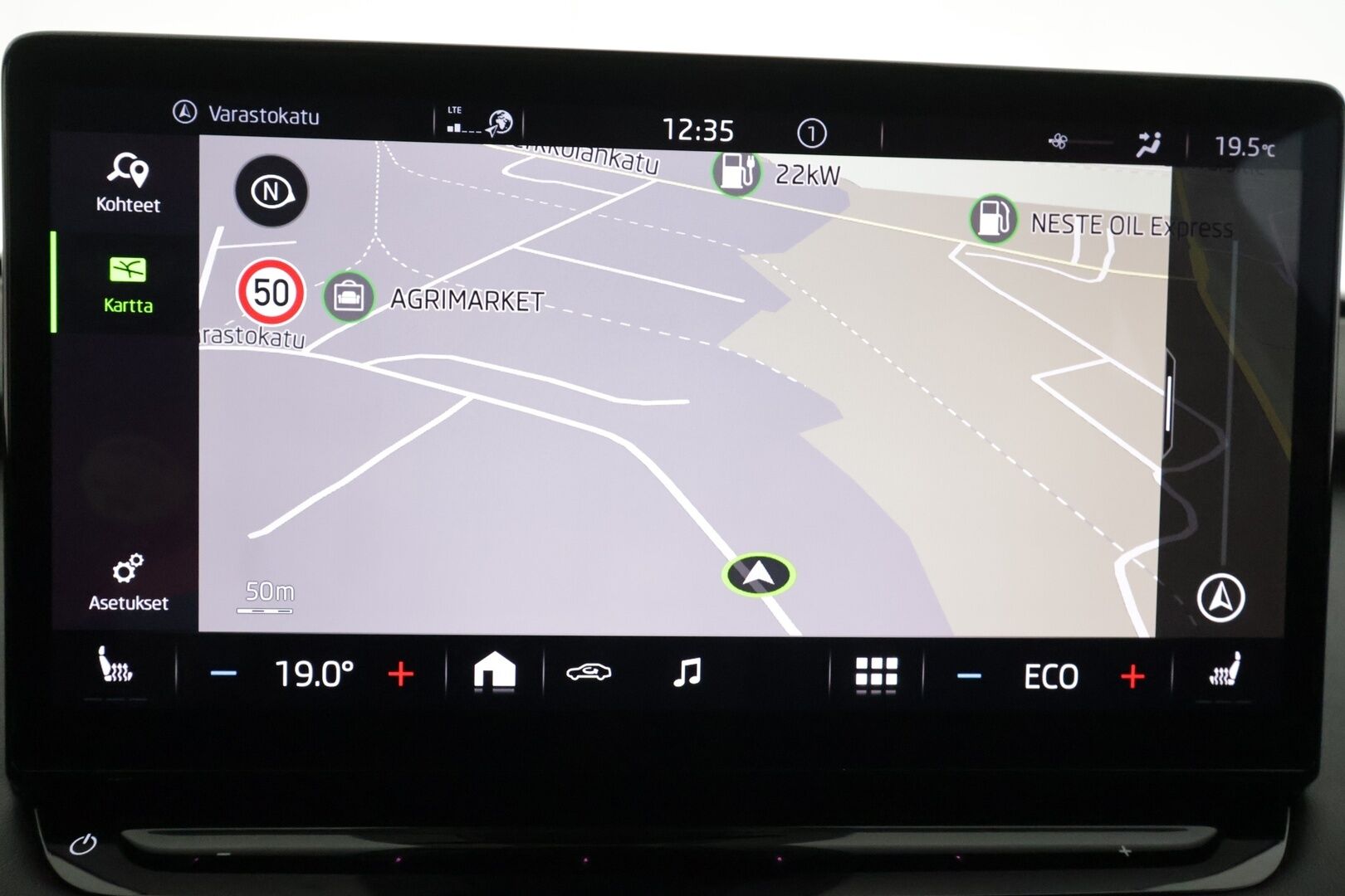 Skoda Enyaq 2022 80 iV - | ILP | Koukku | ACC | P.kamera | Matrix-LED | Muistipenkki | Digimittaristo | Navi | Kaistavahti | Keyless | 