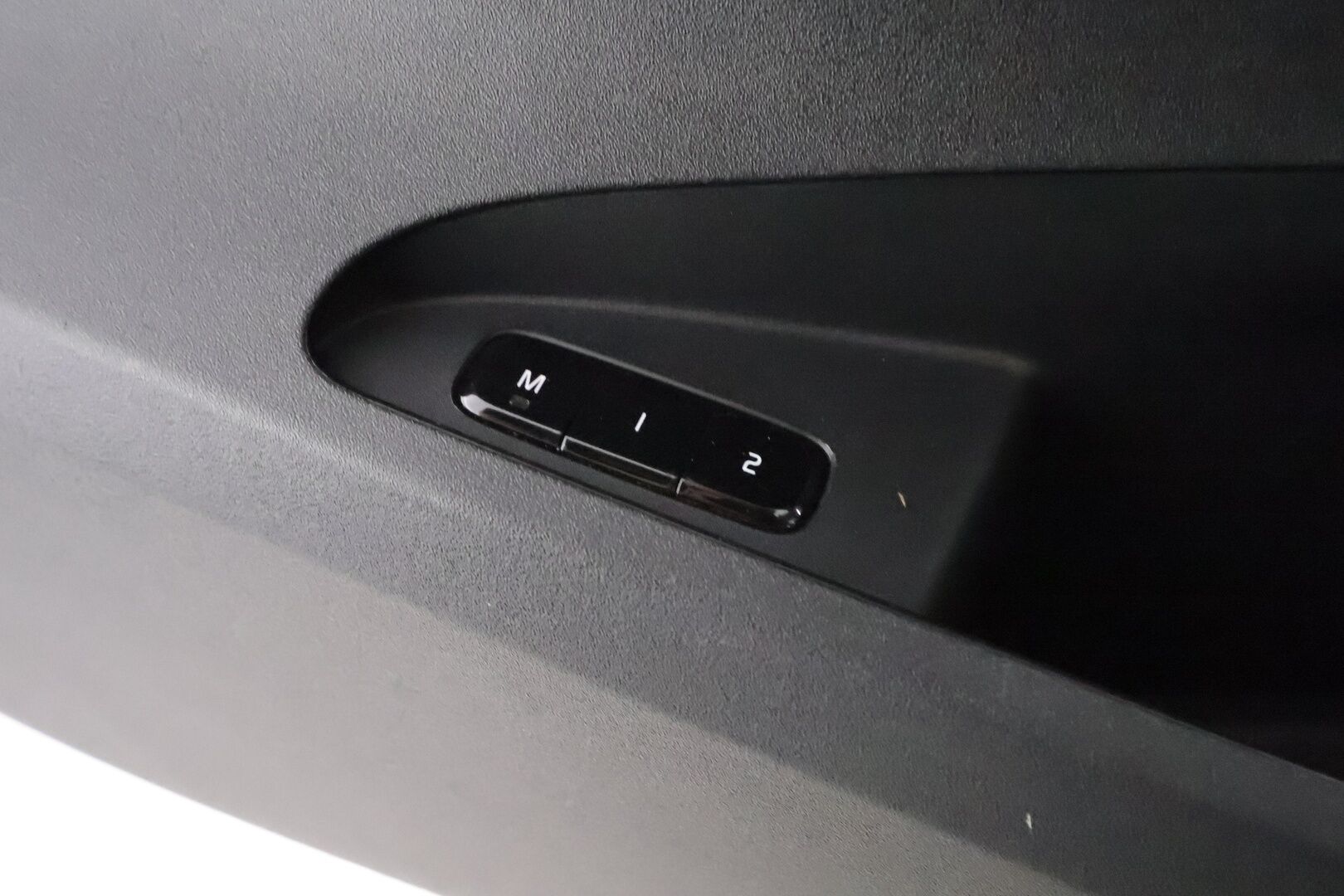 Polestar 2 2021 Launch Edition, 350kW, 78kWh - | ACC | Pixel-LED | Lasikatto | H/K | Muistipenkki | 360-Kamera | Sporttipenkit | Ratinlämmitys | Keyless | Apple&Android | Koti&Kauppalaturi |