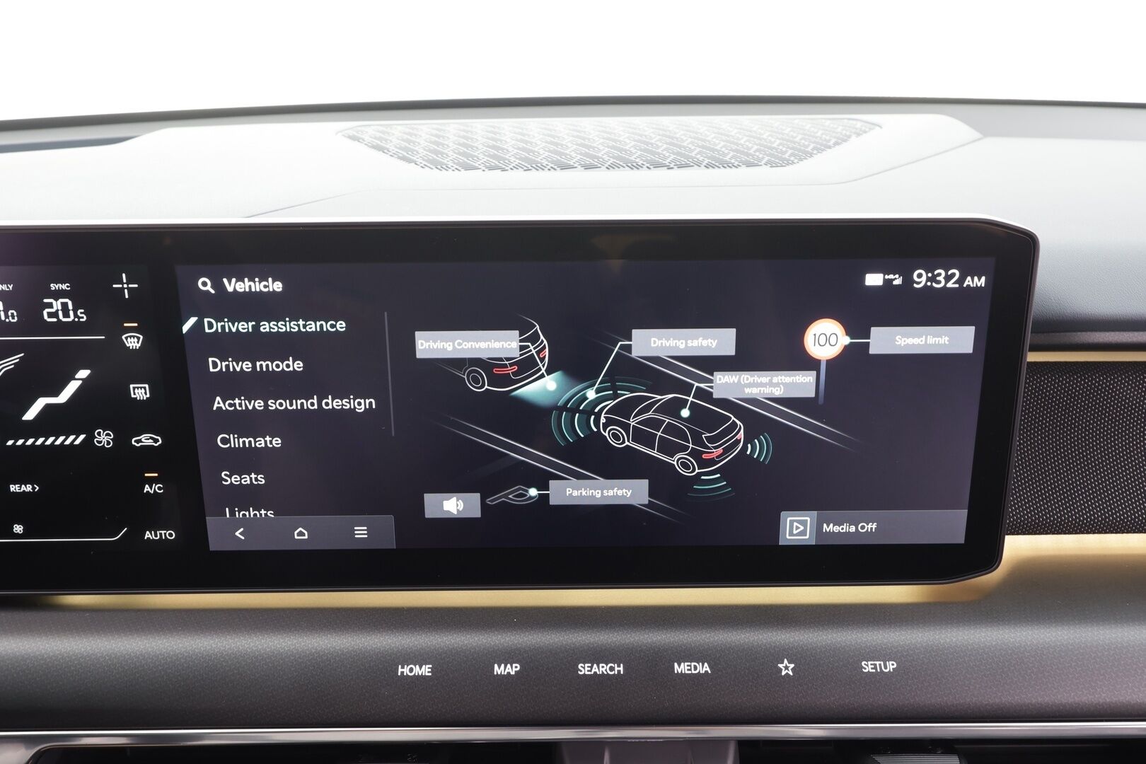 Kia EV9 2024 GT-Line AWD 99,8kWh 384hv 6P - | ACC | ILP | Koukku | Ilm. relax istuimet edessä ja keskirivillä | HUD | 360° | Meridian | Panorama | Kulj. hieronta | Matrix | Muistipenkki | HDA | BSM |  