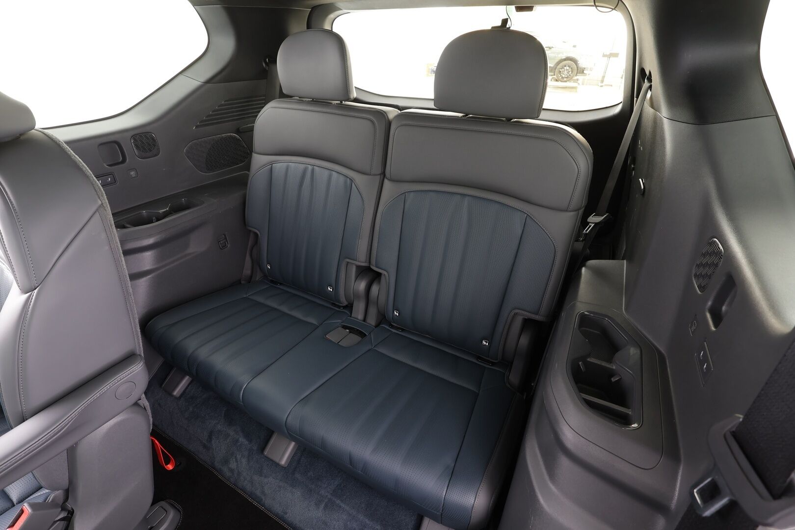 Kia EV9 2024 GT-Line AWD 99,8kWh 384hv 6P - | ACC | ILP | Koukku | Ilm. relax istuimet edessä ja keskirivillä | HUD | 360° | Meridian | Panorama | Kulj. hieronta | Matrix | Muistipenkki | HDA | BSM |  