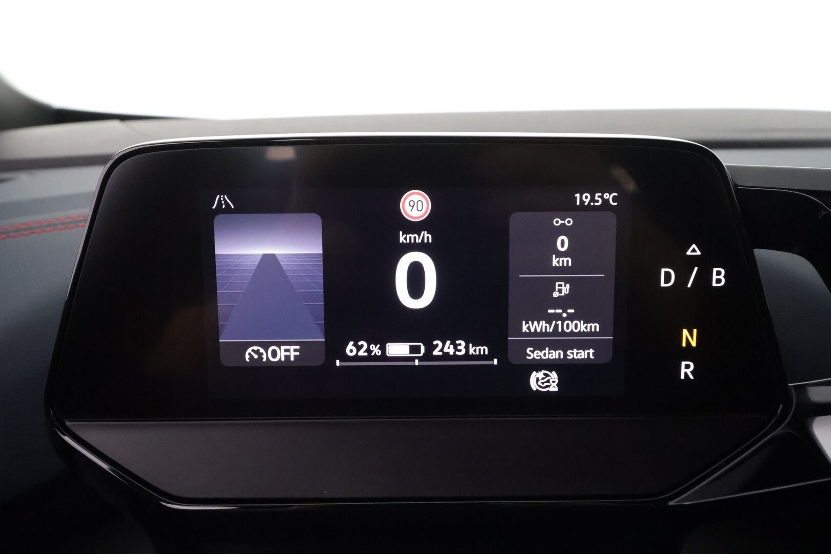 Volkswagen ID.5 2022 GTX 4MOTION Business, akku 77 kWh - | Koukku | ILP | ACC | Matrix-LED | P.Kamera | Navi | Kaistavahti | Keyless | Digimitaristo | Merkkihuollot | Kahdet renkaat |