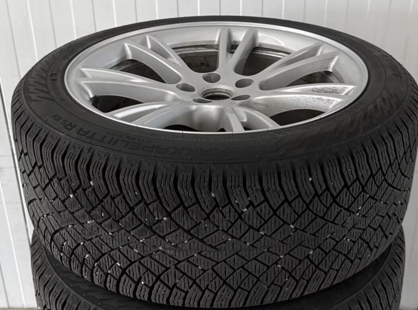TESLA MODEL Y 2024 Long Range Dual Motor AWD - | ACC | ILP | Koukku | Valkoiset nahat | Matrix | Premium Audio | Lasikatto | Muistipenkki | Autosteer | P.kamera | 2x renkaat aluin | ALV |