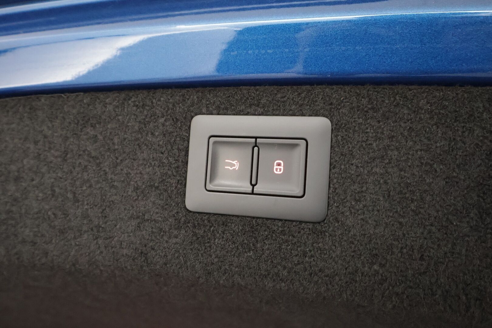 BYD HAN 2023 AWD 85kWh 517hv Executive - | ACC | ILP | HUD | 360° | Dynaudio | Ilm. sähkönahat | Muistipenkki | Panorama | Ilm. takapenkit | Lane Assist | BSM | CTA | Apple & Android |