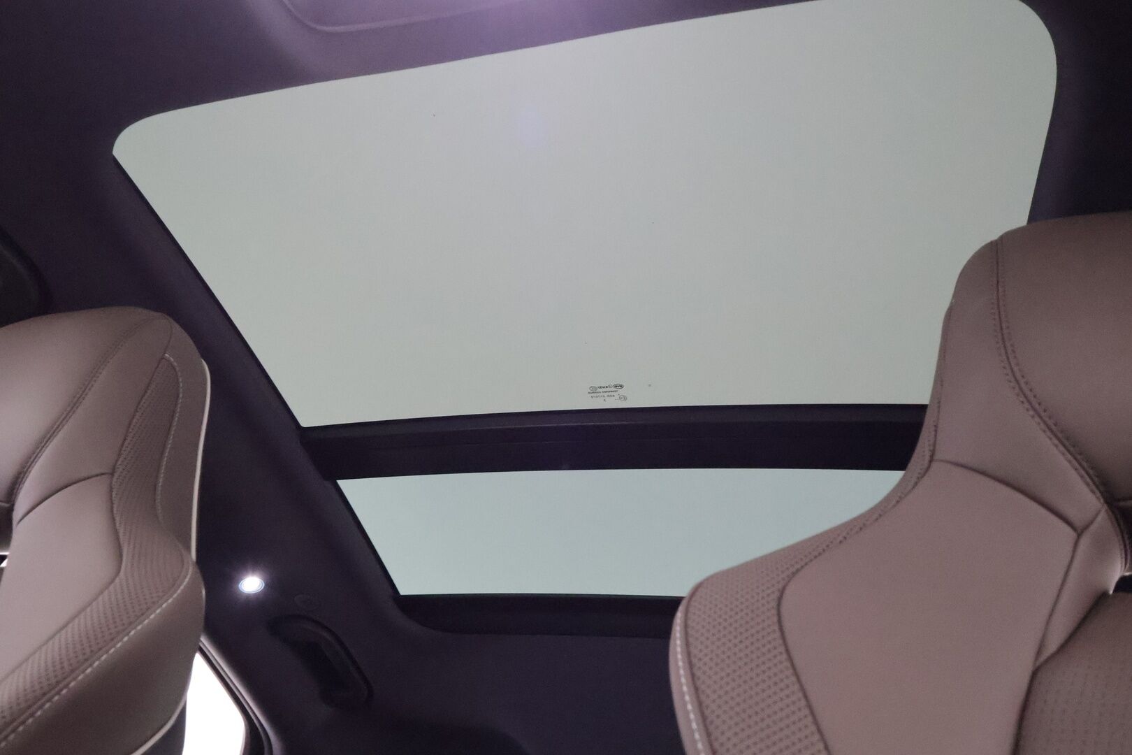 BYD HAN 2023 AWD 85kWh 517hv Executive - | ACC | ILP | HUD | 360° | Dynaudio | Ilm. sähkönahat | Muistipenkki | Panorama | Ilm. takapenkit | Lane Assist | BSM | CTA | Apple & Android |