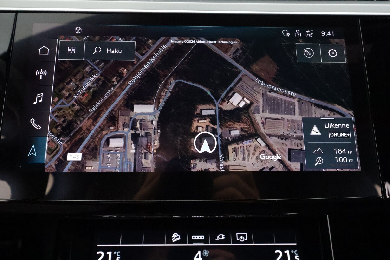 AUDI Q8 E-TRON 2024 50 e-tron quattro - | ACC | Koukku | S-line sisäpaketti | Muistipenkki | Sporttipenkit sähköllä | Matrix | Keyless | Nahka-alcantara | P.kamera | Lane Assist | 2x renkaat aluin | 