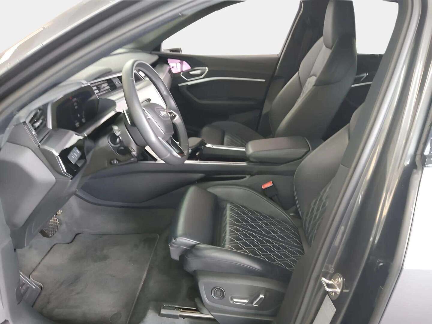 AUDI E-TRON 2022 Sportback S line quattro 55 300kW - ACC / 360°-kamera / Matrix-LED / Digipeilit / Tikkinahat muistilla / B&O / Vetokoukku