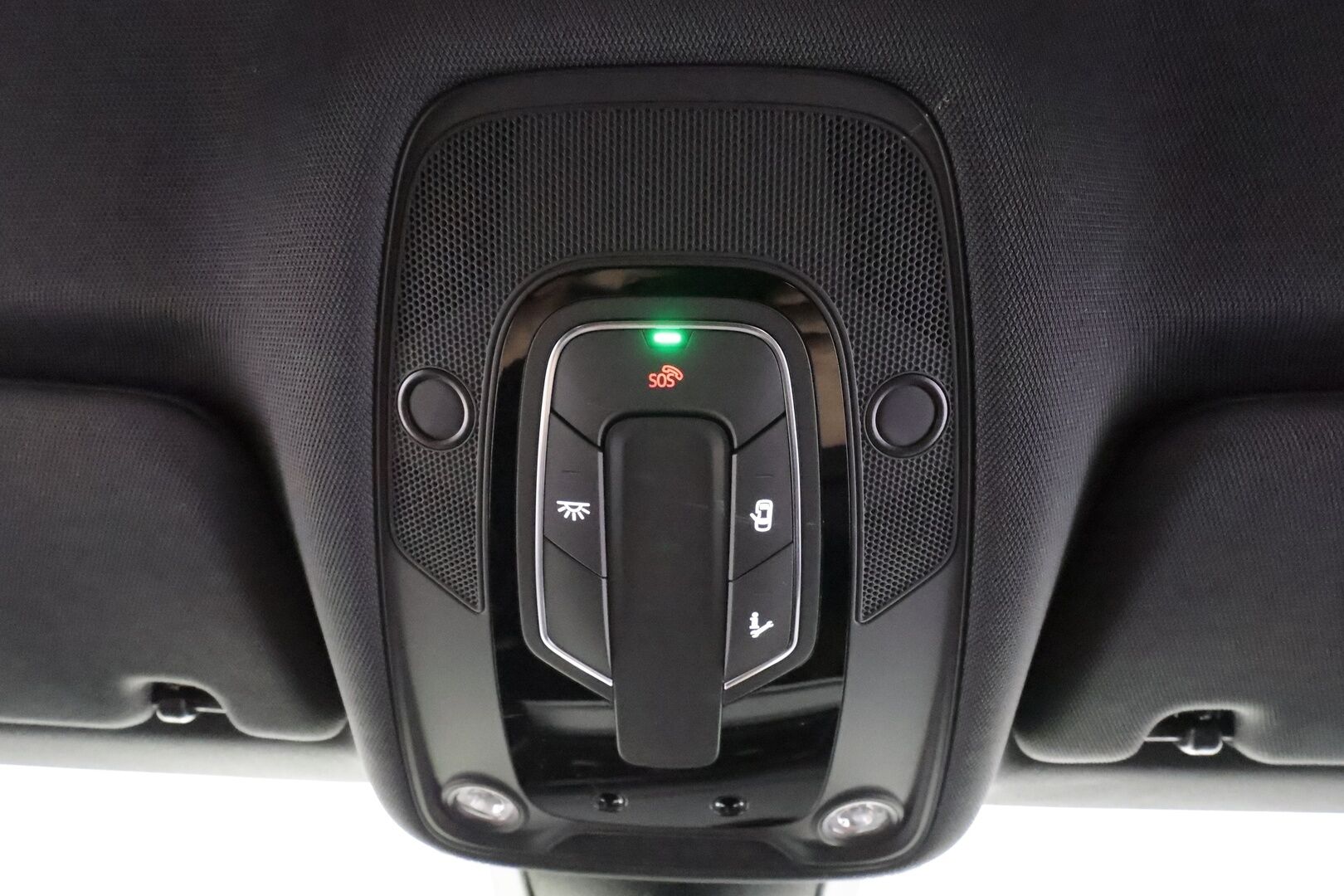 AUDI E-TRON 2022 Sportback S line quattro 55 300kW - | ACC | B&O | HUD | 360° | Tikatut sporttinahat | Matrix | Muistipenkki | Kamerapeilit | Keyless | Akt. kaistaohjaus | Navi | Apple & Android | ALV |