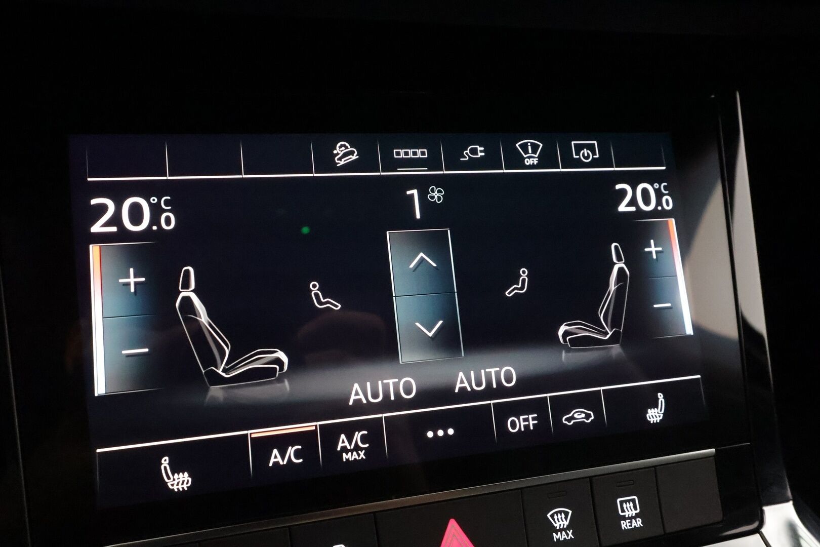 AUDI E-TRON 2022 Sportback S line quattro 55 300kW - | ACC | B&O | HUD | 360° | Tikatut sporttinahat | Matrix | Muistipenkki | Kamerapeilit | Keyless | Akt. kaistaohjaus | Navi | Apple & Android | ALV |