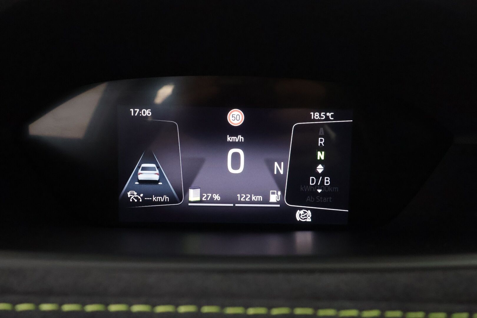 SKODA ENYAQ 2023 RS 4x4 220kW - | ILP | Koukku | Lasikatto | Canton | HUD | ACC | Matrix-LED | P.Kamera | Hierova Muistipenkki | Navi | Kaistavahti | Keyless | Merkkihuollot |