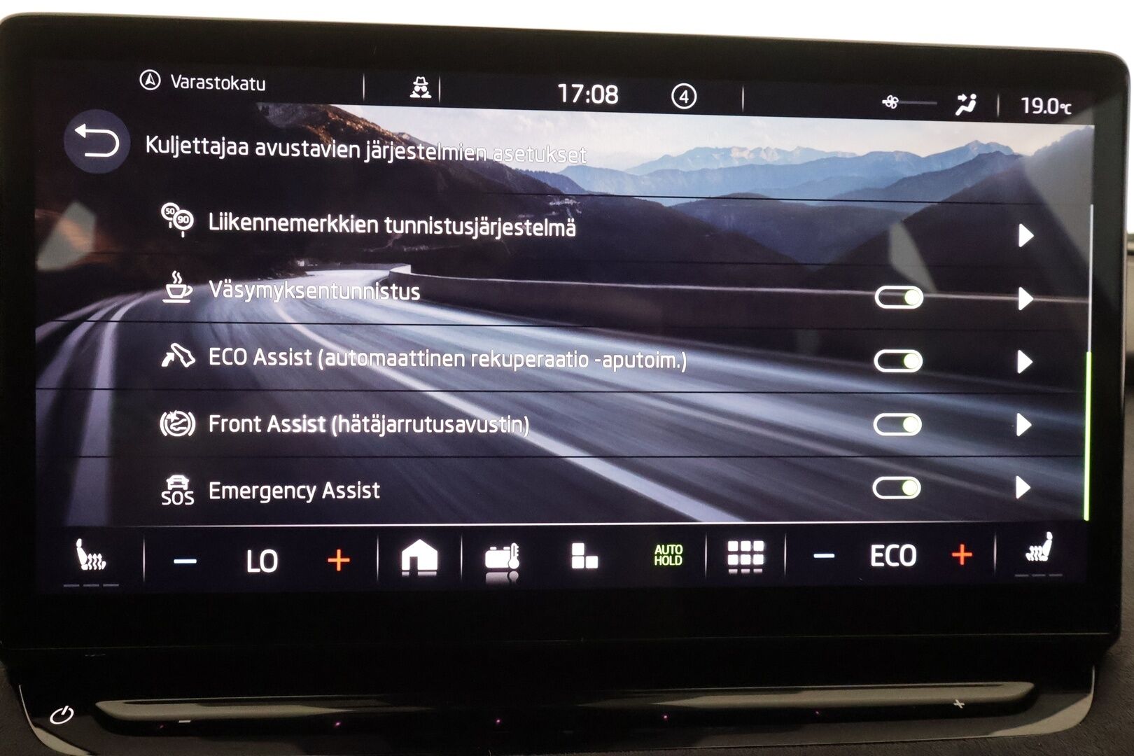 SKODA ENYAQ 2023 RS 4x4 220kW - | ILP | Koukku | Lasikatto | Canton | HUD | ACC | Matrix-LED | P.Kamera | Hierova Muistipenkki | Navi | Kaistavahti | Keyless | Merkkihuollot |
