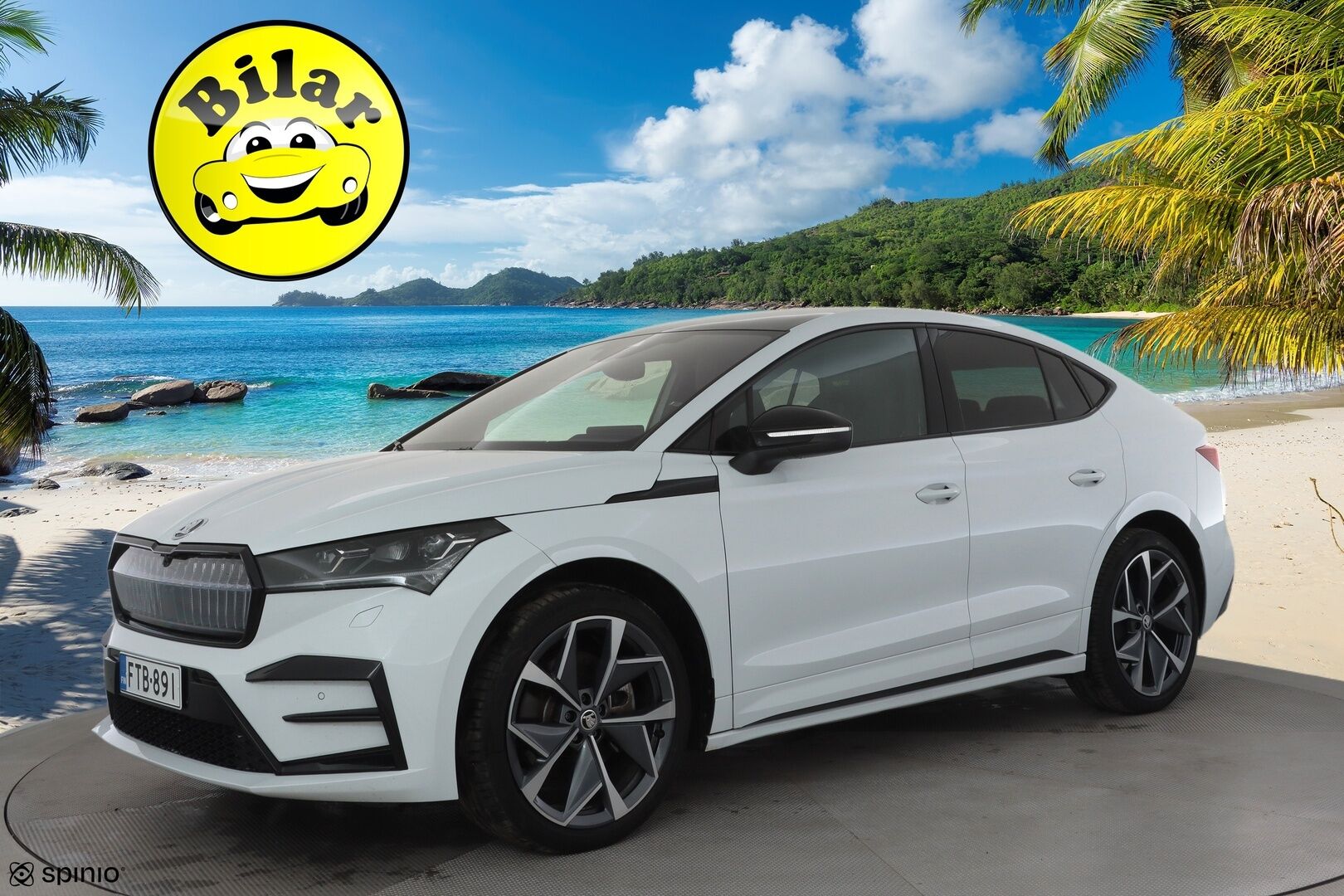 SKODA ENYAQ 2023 RS 4x4 220kW - | ILP | Koukku | Lasikatto | Canton | HUD | ACC | Matrix-LED | P.Kamera | Hierova Muistipenkki | Navi | Kaistavahti | Keyless | Merkkihuollot |