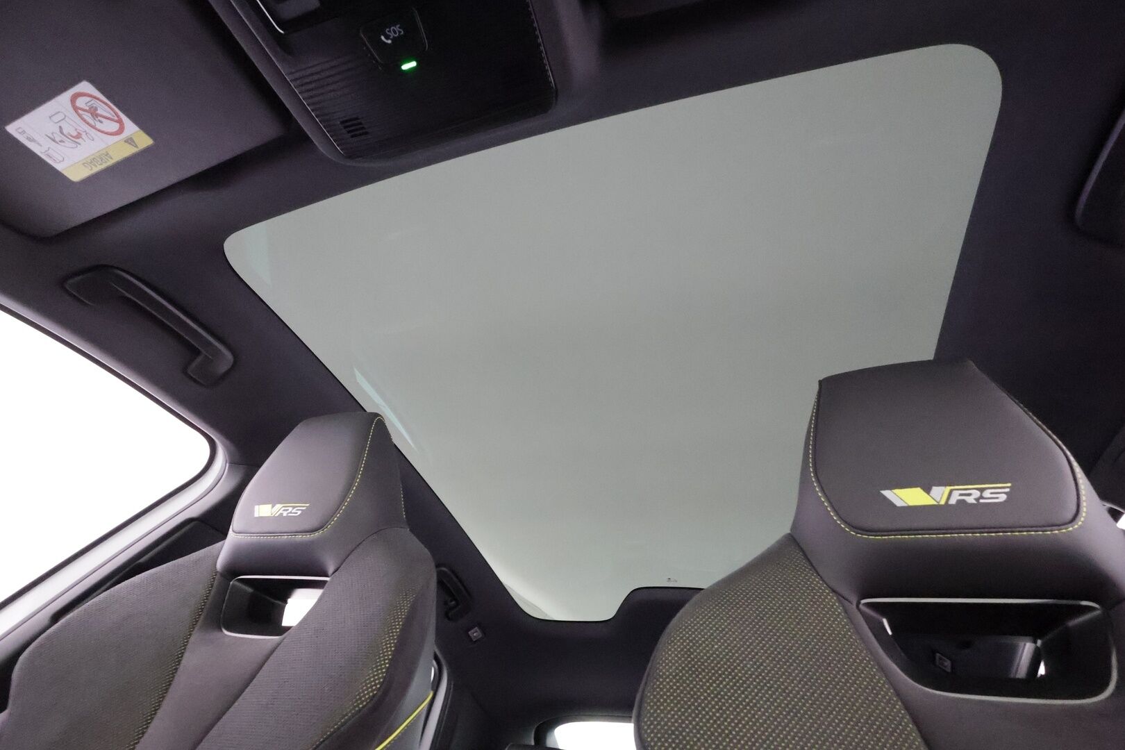 SKODA ENYAQ 2023 RS 4x4 220kW - | ILP | Koukku | Lasikatto | Canton | HUD | ACC | Matrix-LED | P.Kamera | Hierova Muistipenkki | Navi | Kaistavahti | Keyless | Merkkihuollot |