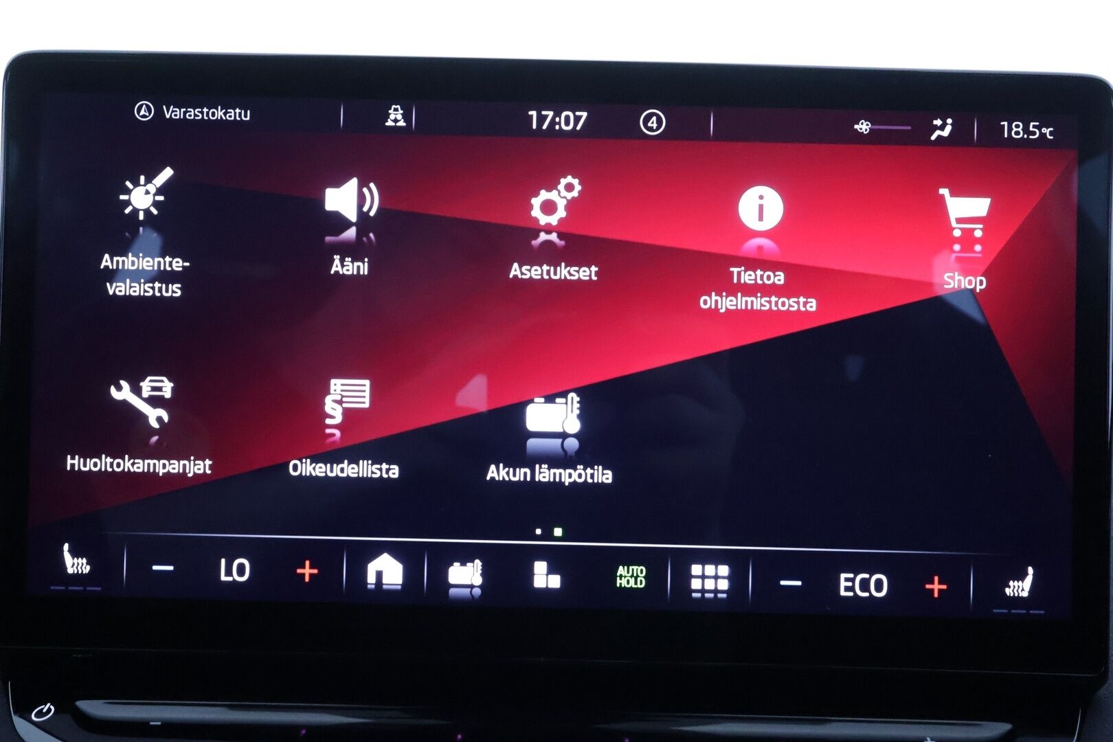 SKODA ENYAQ 2023 RS 4x4 220kW - | ILP | Koukku | Lasikatto | Canton | HUD | ACC | Matrix-LED | P.Kamera | Hierova Muistipenkki | Navi | Kaistavahti | Keyless | Merkkihuollot |