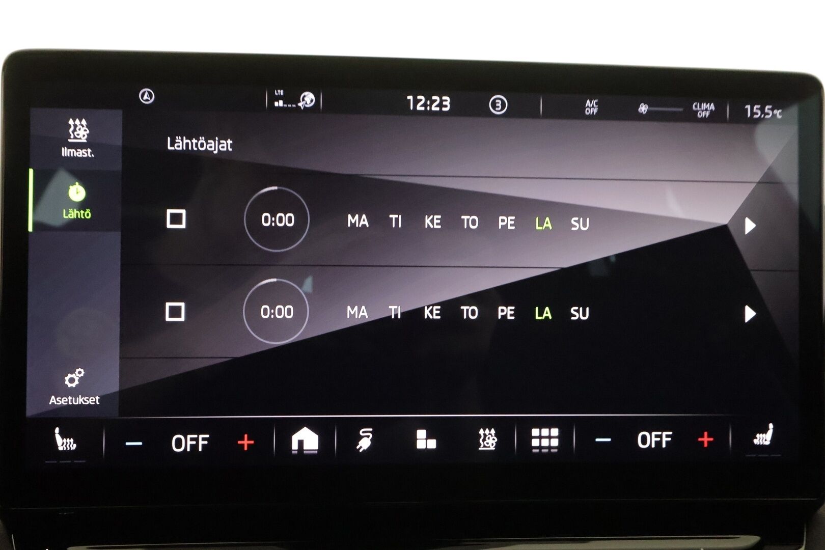 SKODA ENYAQ 2023 80x 4x4 RS iV - | ILP | Koukku | ACC | Matrix-LED | P.Kamera | Lasikatto | Canton | HUD | Hierova Muistipenkki | Navi | Kaistavahti | Keyless | Merkkihuollot | 