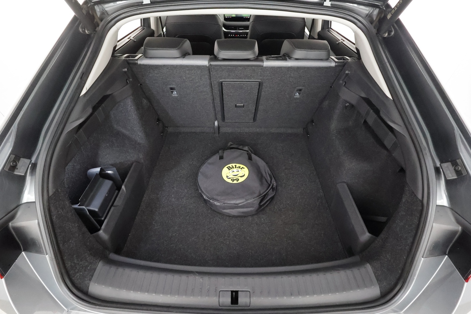 Skoda Enyaq 2024 Coupe 85 SportLine - ILP | Akuston esilämmitys | Lasikatto | ACC | Matrix LED | Peruutuskamera | Keyless | Merkkihuollot | Muistipenkki | Ratinlämmitys | Huippuvarusteet!
