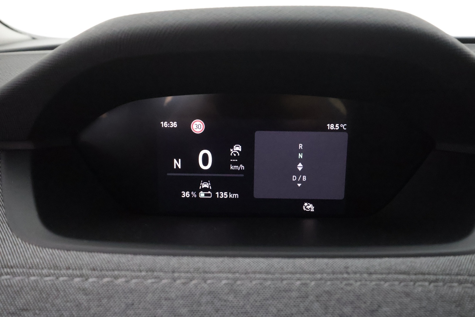 Skoda Enyaq 2024 Coupe 85 SportLine - ILP | Akuston esilämmitys | Lasikatto | ACC | Matrix LED | Peruutuskamera | Keyless | Merkkihuollot | Muistipenkki | Ratinlämmitys | Huippuvarusteet!