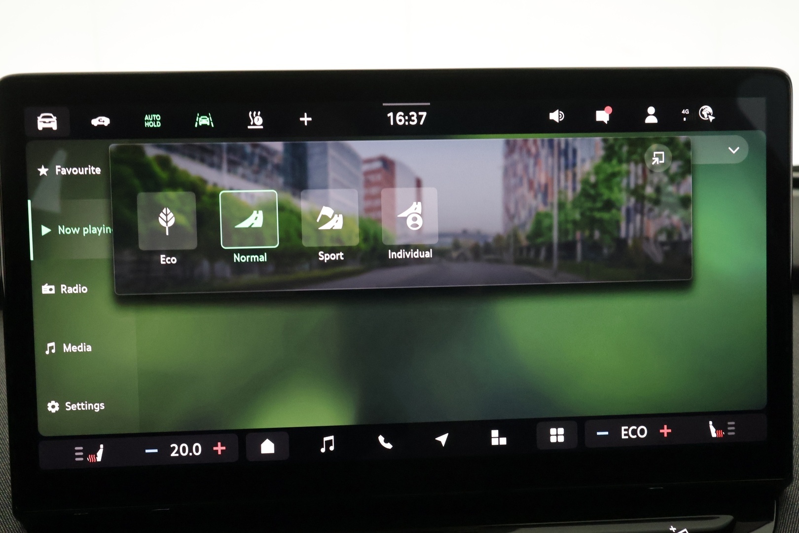 Skoda Enyaq 2024 Coupe 85 SportLine - ILP | Akuston esilämmitys | Lasikatto | ACC | Matrix LED | Peruutuskamera | Keyless | Merkkihuollot | Muistipenkki | Ratinlämmitys | Huippuvarusteet!