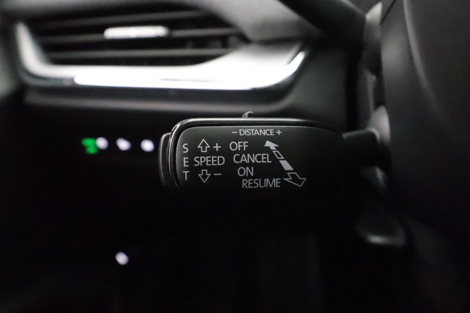 Skoda Enyaq 2024 Coupe 85 SportLine - ILP | Akuston esilämmitys | Lasikatto | ACC | Matrix LED | Peruutuskamera | Keyless | Merkkihuollot | Muistipenkki | Ratinlämmitys | Huippuvarusteet!