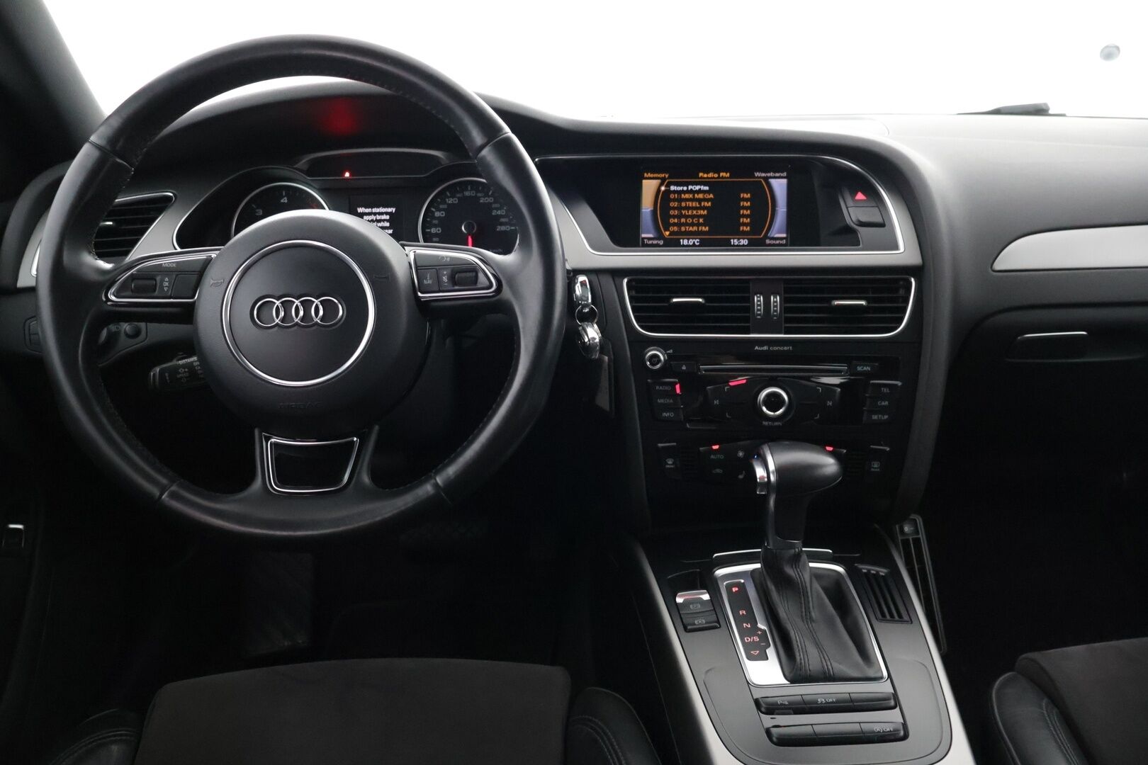 Audi A4 allroad quattro 2013 Alpine Pro 2,0 TDI 130 kW quattro S tronic - ACC | Panorama | Sähköluukku | Tutkat | 2x Renkaat | Katsastettu 9 / 26 | YritysOutlet - Myydään vain yrityksille