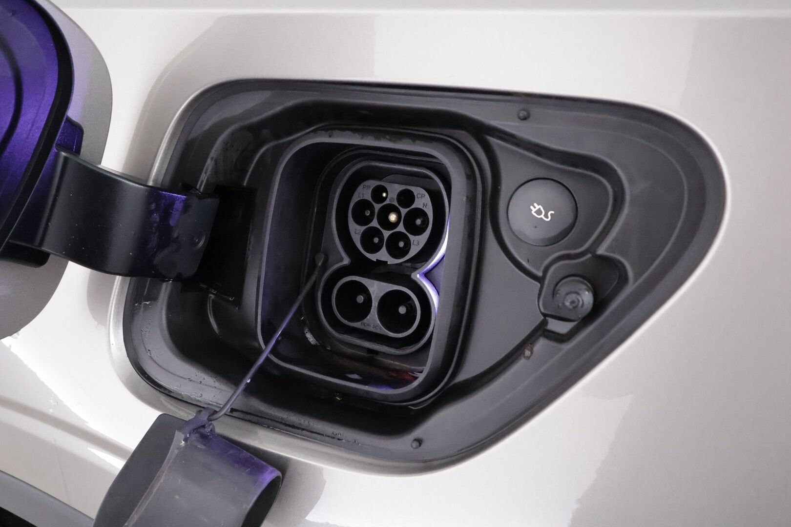 Polestar 2 2021 Long Range Dual Motor, 300kW, 78kWh - | ACC | Koukku | Pixel LED | H/K | Muistipenkki | Lasikatto | P.Kamera | Ratinlämmitys | Keyless | Apple&Android | Kahdet Renkaat |