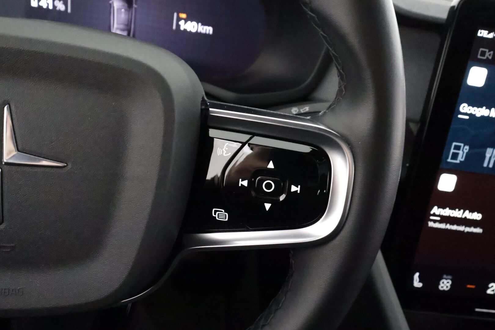 Polestar 2 2021 Long Range Dual Motor, 300kW, 78kWh - | ACC | Koukku | Pixel LED | H/K | Muistipenkki | Lasikatto | P.Kamera | Ratinlämmitys | Keyless | Apple&Android | Kahdet Renkaat |