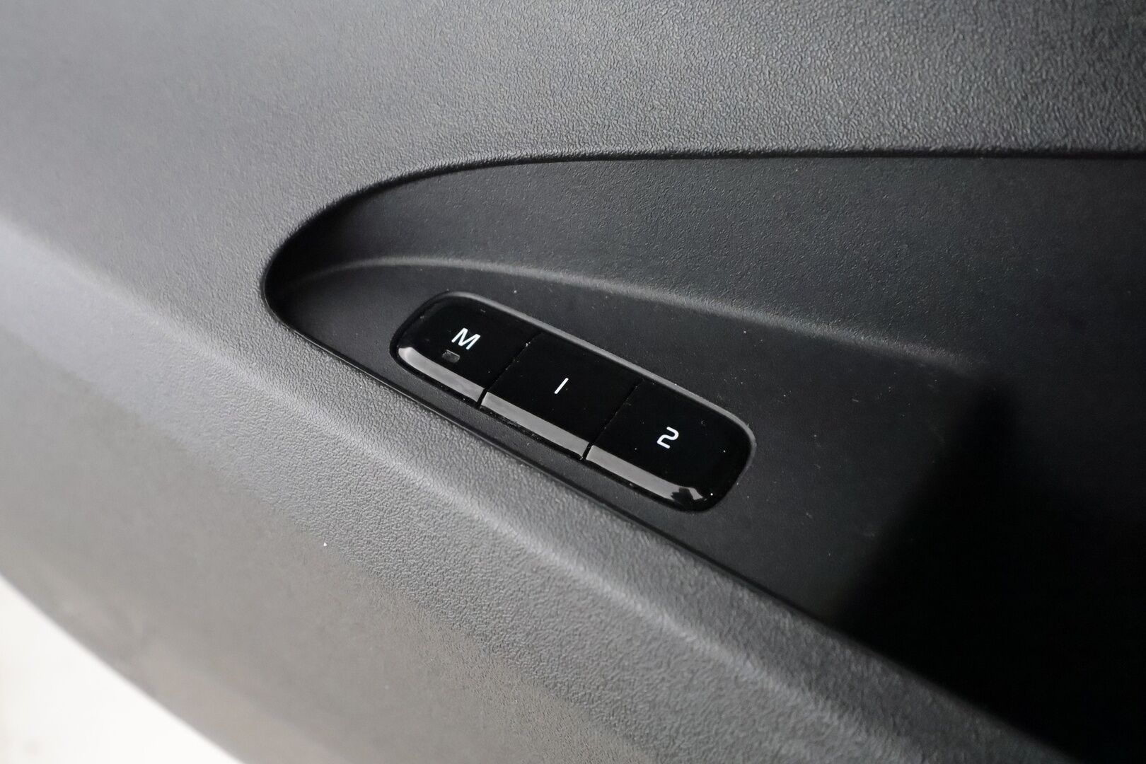 Polestar 2 2021 Long Range Dual Motor, 300kW, 78kWh - | ACC | Koukku | Pixel LED | H/K | Muistipenkki | Lasikatto | P.Kamera | Ratinlämmitys | Keyless | Apple&Android | Kahdet Renkaat |