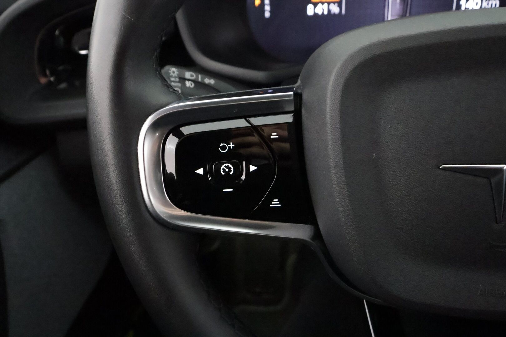 Polestar 2 2021 Long Range Dual Motor, 300kW, 78kWh - | ACC | Koukku | Pixel LED | H/K | Muistipenkki | Lasikatto | P.Kamera | Ratinlämmitys | Keyless | Apple&Android | Kahdet Renkaat |