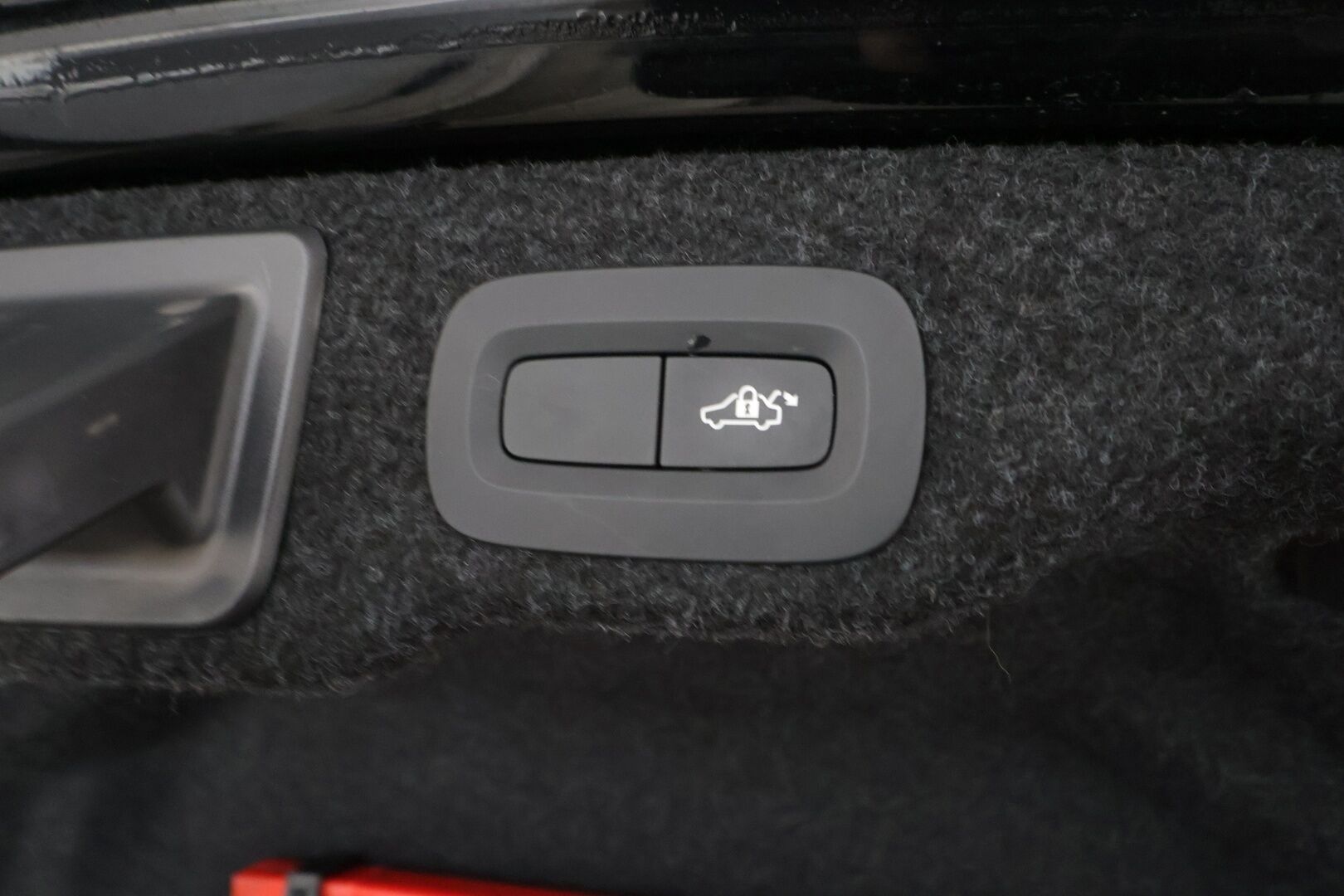 Volvo S60 2020 T5 Business R-Design aut - | ACC | Webasto | Harman/Kardon | Muistipenkki | Sporttipenkit | Puolinahat | Pilot Assist | Keyless | Lämm. ratti | Digimittaristo | 