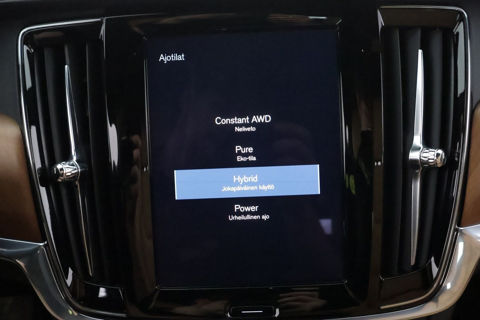 Volvo V90 2020 T8 TwE AWD Business Inscription aut - | Webasto | Koukku | ACC | Full-LED | P.Kamera | Sporttinahat Muistilla | Navi | Kaistavahti | Katveavustin | Keyless | 2x Latauskaapelit | Kahdet renkaat | Jakopää tehty! 