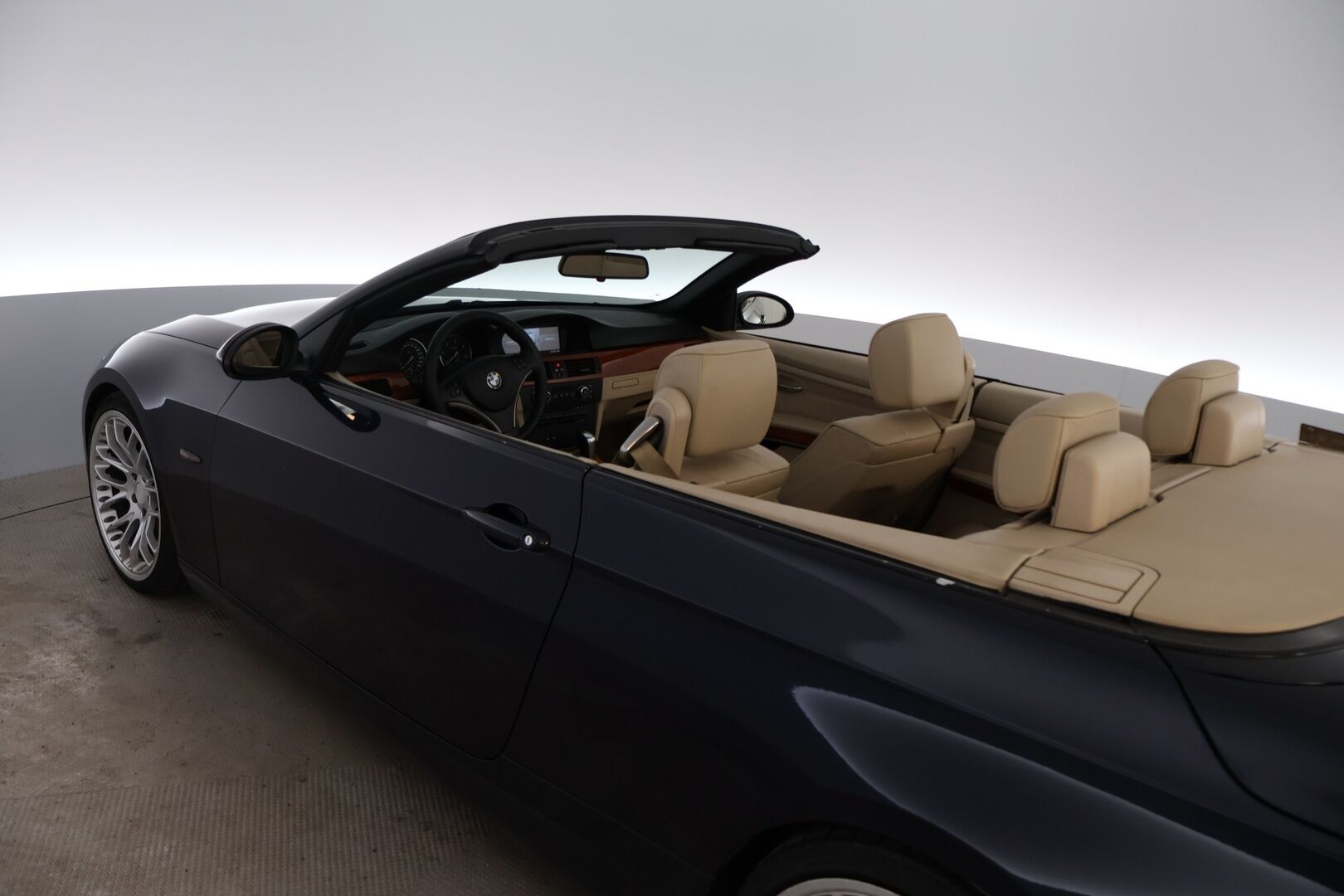 BMW 330 2008 A E92 Coupé - Prof. Navi / Sähköpenkit / Vaalea Nahkasisusta / Xenon / Keyless / Juuri saapunut!