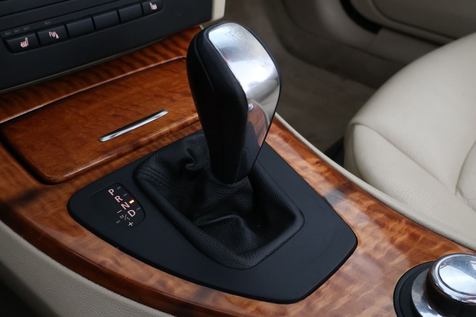 BMW 330 2008 A E92 Coupé - Prof. Navi / Sähköpenkit / Vaalea Nahkasisusta / Xenon / Keyless / Juuri saapunut!
