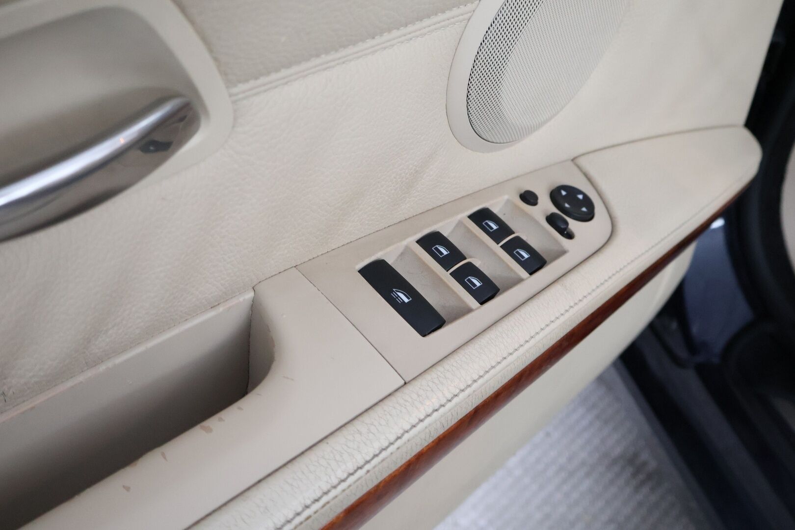 BMW 330 2008 A E92 Coupé - Prof. Navi / Sähköpenkit / Vaalea Nahkasisusta / Xenon / Keyless / Juuri saapunut!