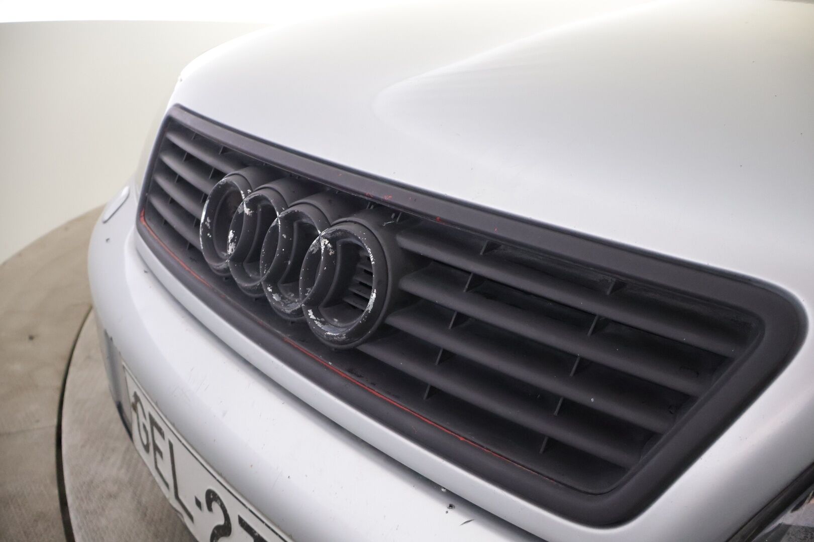 Audi A6 2001 5D A6 AVANT QUATTRO 2.7T AUTOMATIC-4B-4X4/276 - | Tämä auto myynnissä Huutokaupat.com | Lohko | 2xVanteet | Pioneeri soitin | Nahkasisusta |