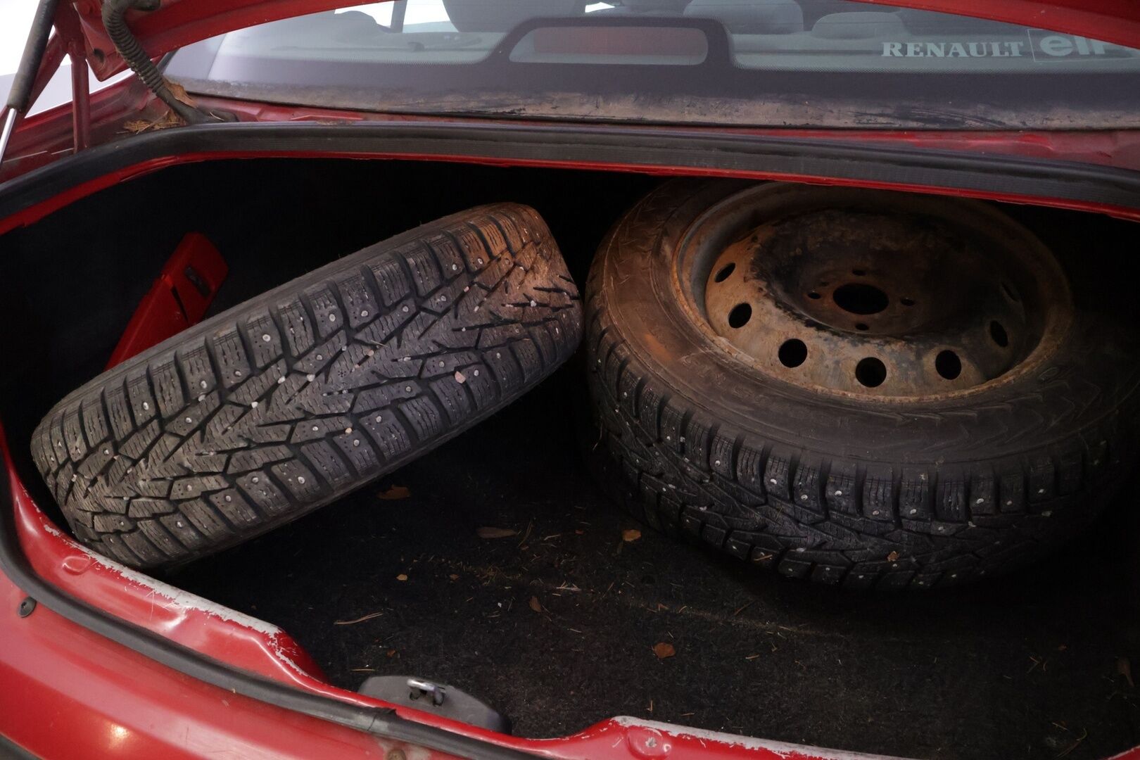 Renault Megane 2001 Classic 1.4  *Juuri Katsastettu* - YritysOutlet - Myydään vain yrityksille - - YritysOutlet - Myydään vain yrityksille