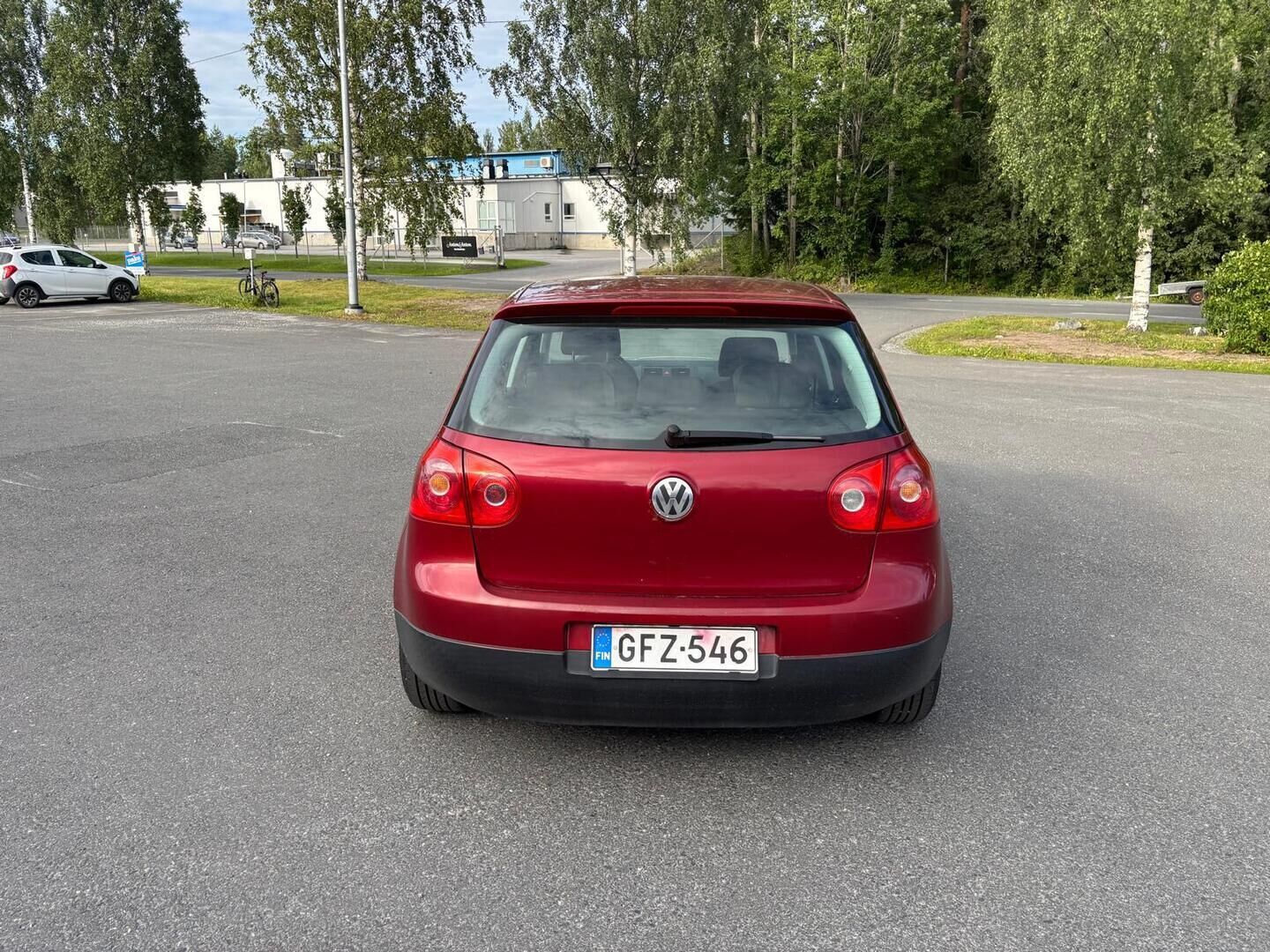 Volkswagen Golf 2004 4D GOLF HACTBACK 1.6 - Myydään Huutokaupat.com -