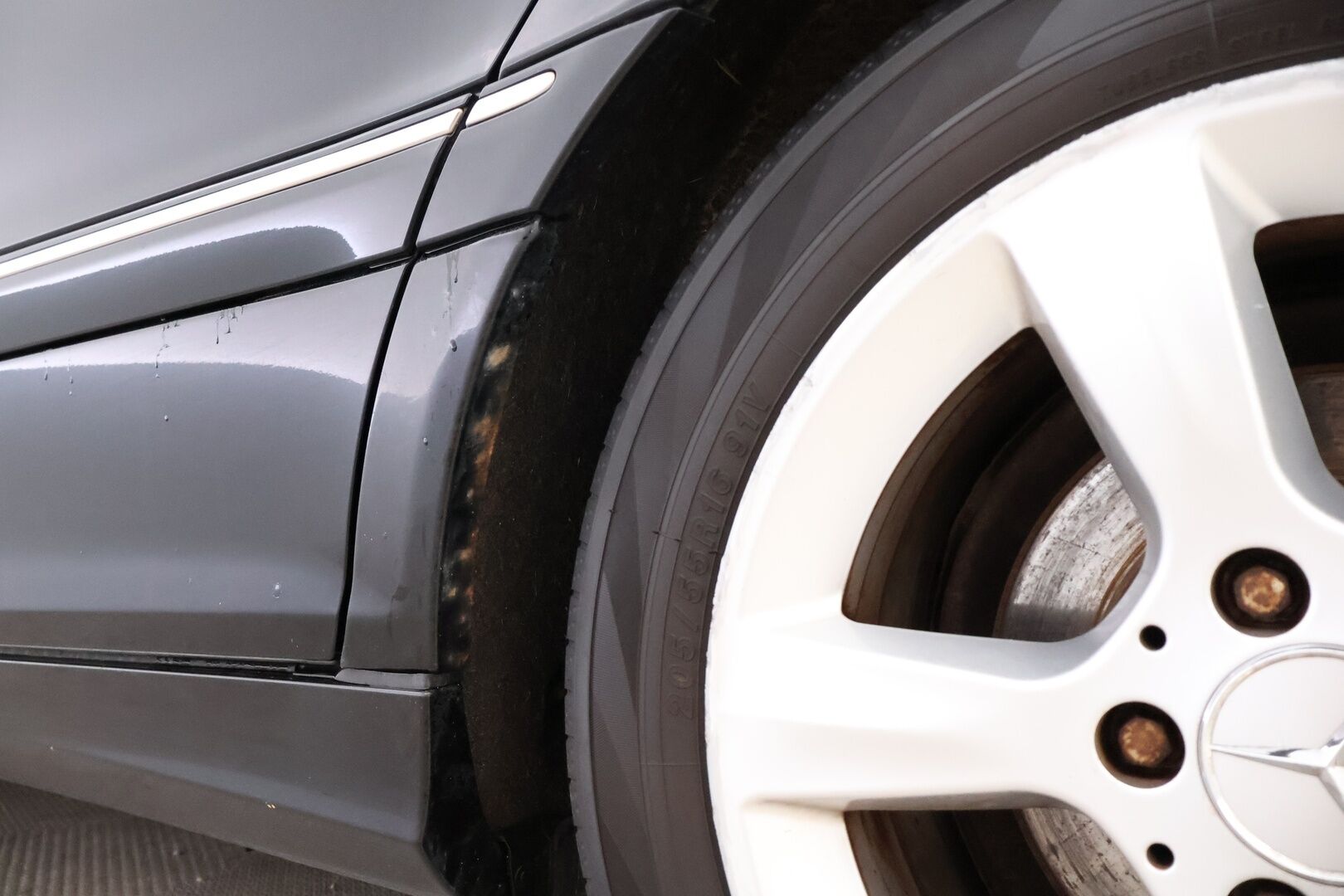 Mercedes-Benz C 2006 180 Kompressor aut - MYYDÄÄN HUUTOKAUPAT.COM! Suomi-auto / Lohko / Vakkari / Koukku / Juuri katsastettu!