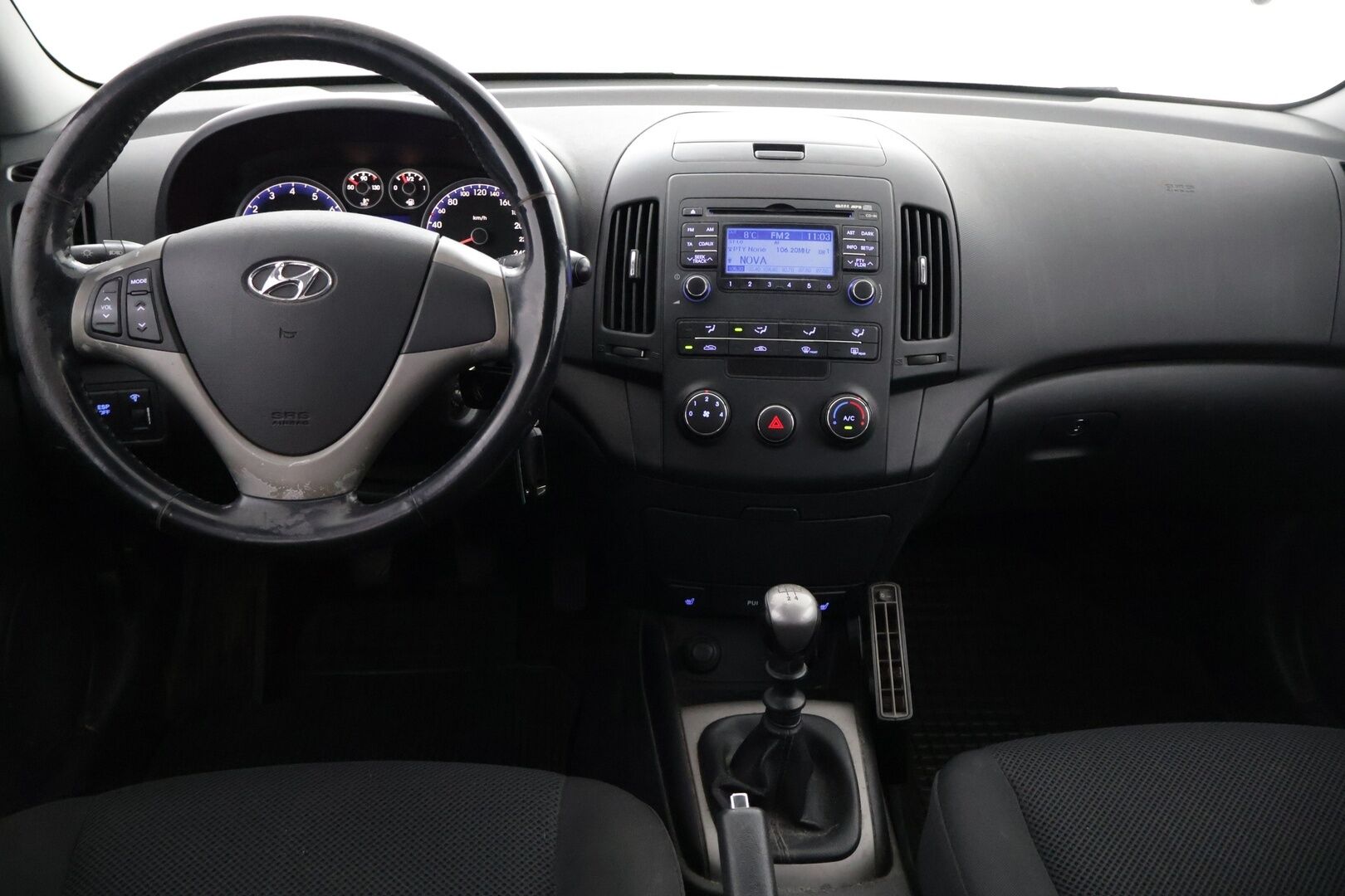 Hyundai i30 2008 1,6 Wagon Comfort - Kahdet Renkaat | 2x avain | Koukku | Radio |Tämä auto myydään YritysOutlet -valikoimasta vain yritykselle |