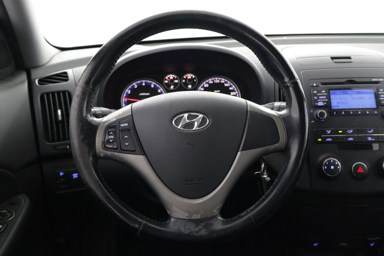 Hyundai i30 2008 1,6 Wagon Comfort - Kahdet Renkaat | 2x avain | Koukku | Radio |Tämä auto myydään YritysOutlet -valikoimasta vain yritykselle |