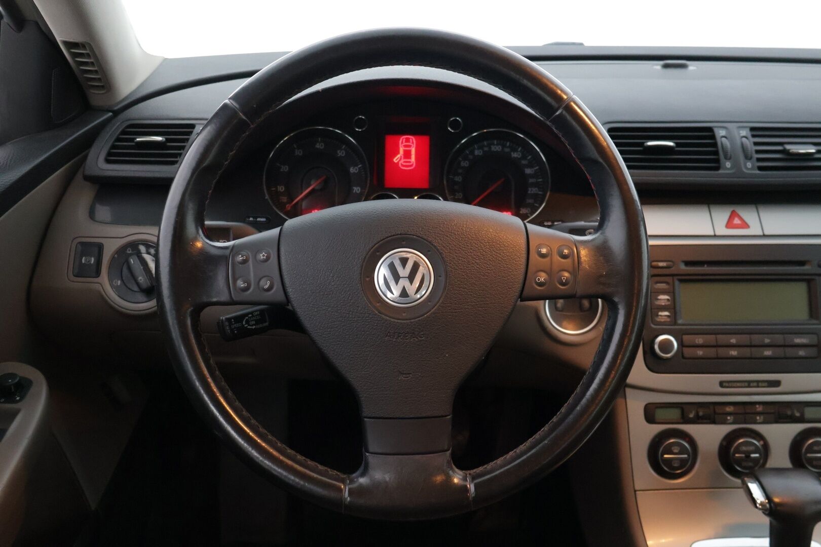 Volkswagen Passat Variant 2006 2,0 FSI 110 kW Trendline aut. * Myydään huutokaupat.com! / Suomiauto / Juuri katsastettu * - *Katsastettu 7/2025! / Ilmastointi / Vakkari*