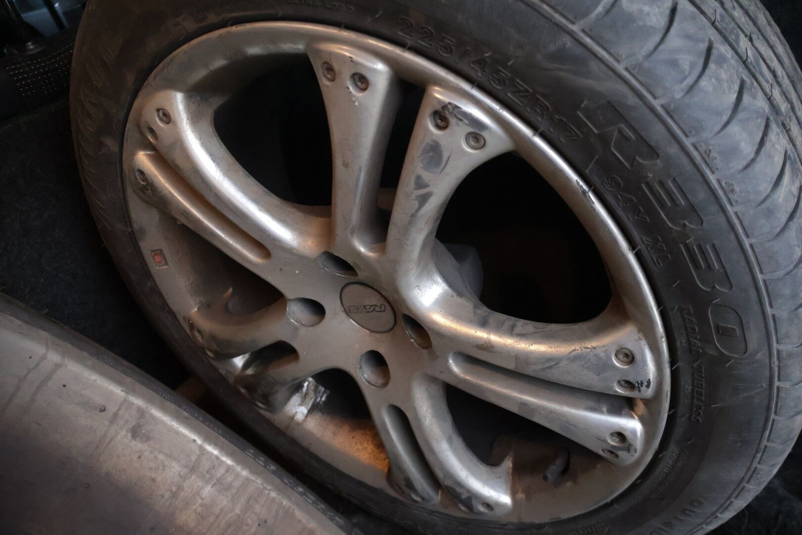 Peugeot 307 2007 5D 307 WAGON 1.6I YritysOutlet - Myydään vain yrityksille - * Kahdet hyvät renkaat / Leimaa vuoden loppuun / Huoltokirja / Hyvä ajettava! *