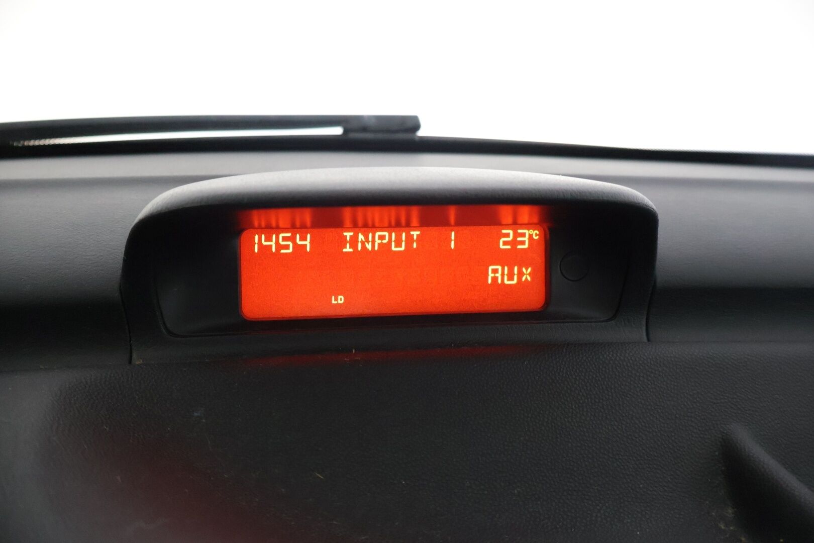Peugeot 307 2007 5D 307 WAGON 1.6I YritysOutlet - Myydään vain yrityksille - * Kahdet hyvät renkaat / Leimaa vuoden loppuun / Huoltokirja / Hyvä ajettava! *