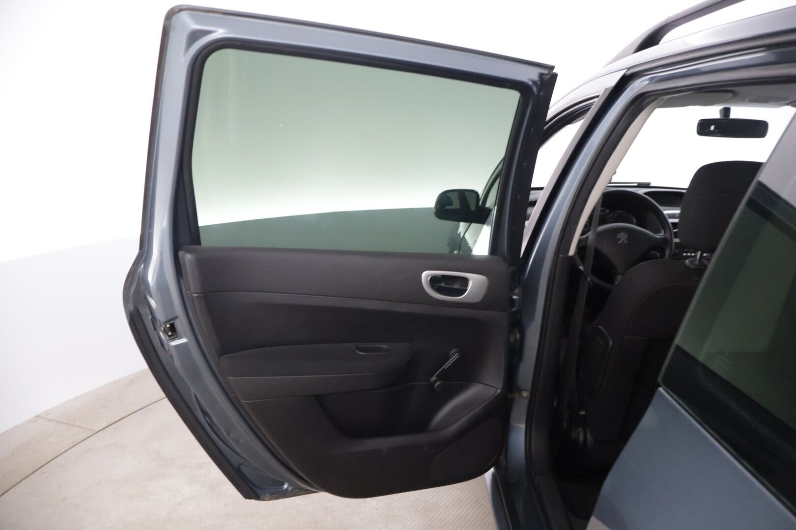 Peugeot 307 2007 5D 307 WAGON 1.6I YritysOutlet - Myydään vain yrityksille - * Kahdet hyvät renkaat / Leimaa vuoden loppuun / Huoltokirja / Hyvä ajettava! *