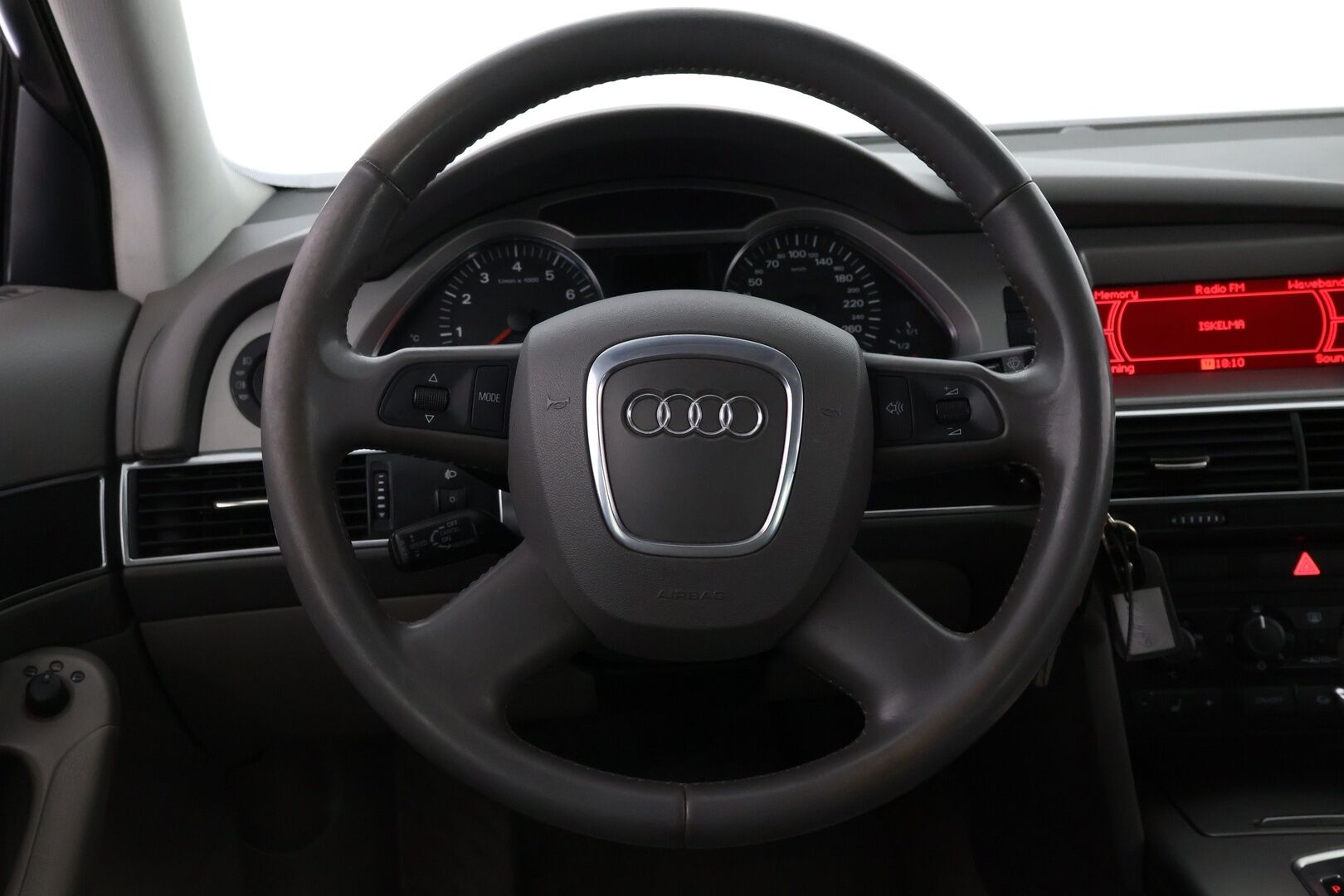 Audi A6 2006 - YritysOutlet - Myydään vain yrityksille