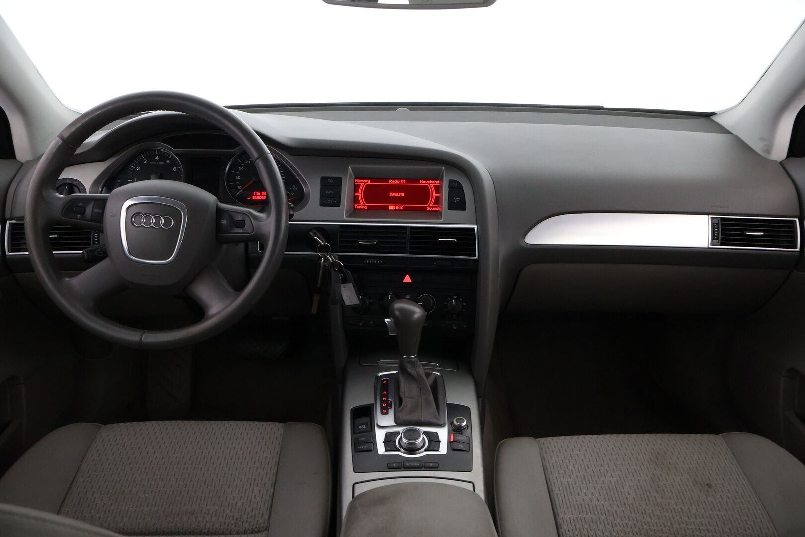 Audi A6 2006 - YritysOutlet - Myydään vain yrityksille