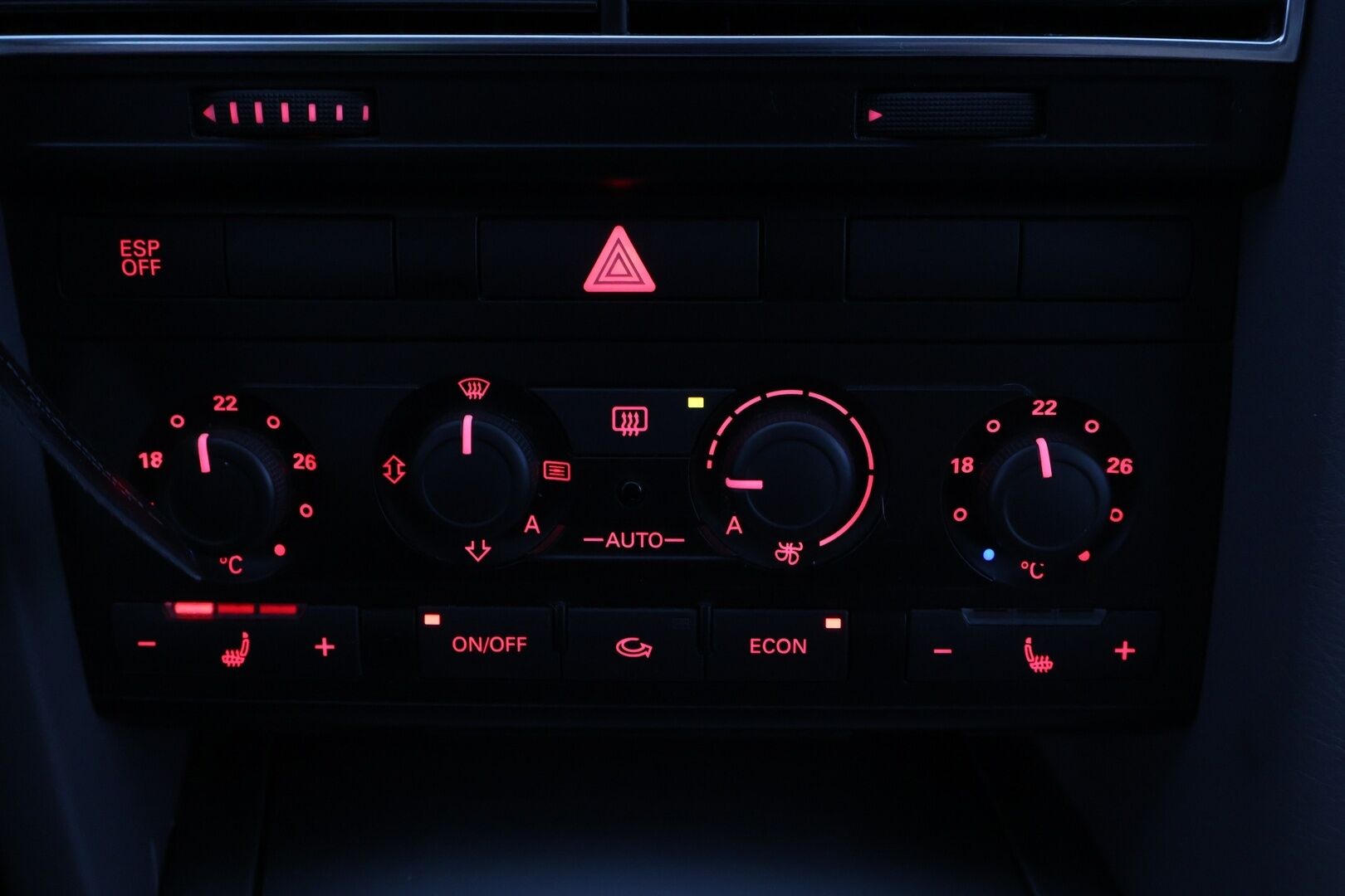 Audi A6 2006 - YritysOutlet - Myydään vain yrityksille