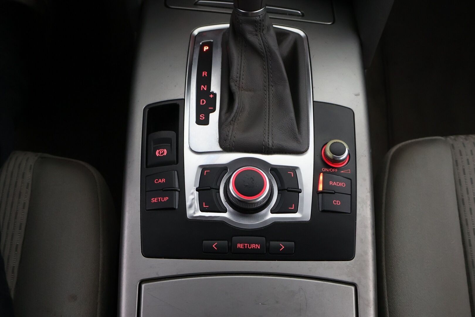 Audi A6 2006 - YritysOutlet - Myydään vain yrityksille