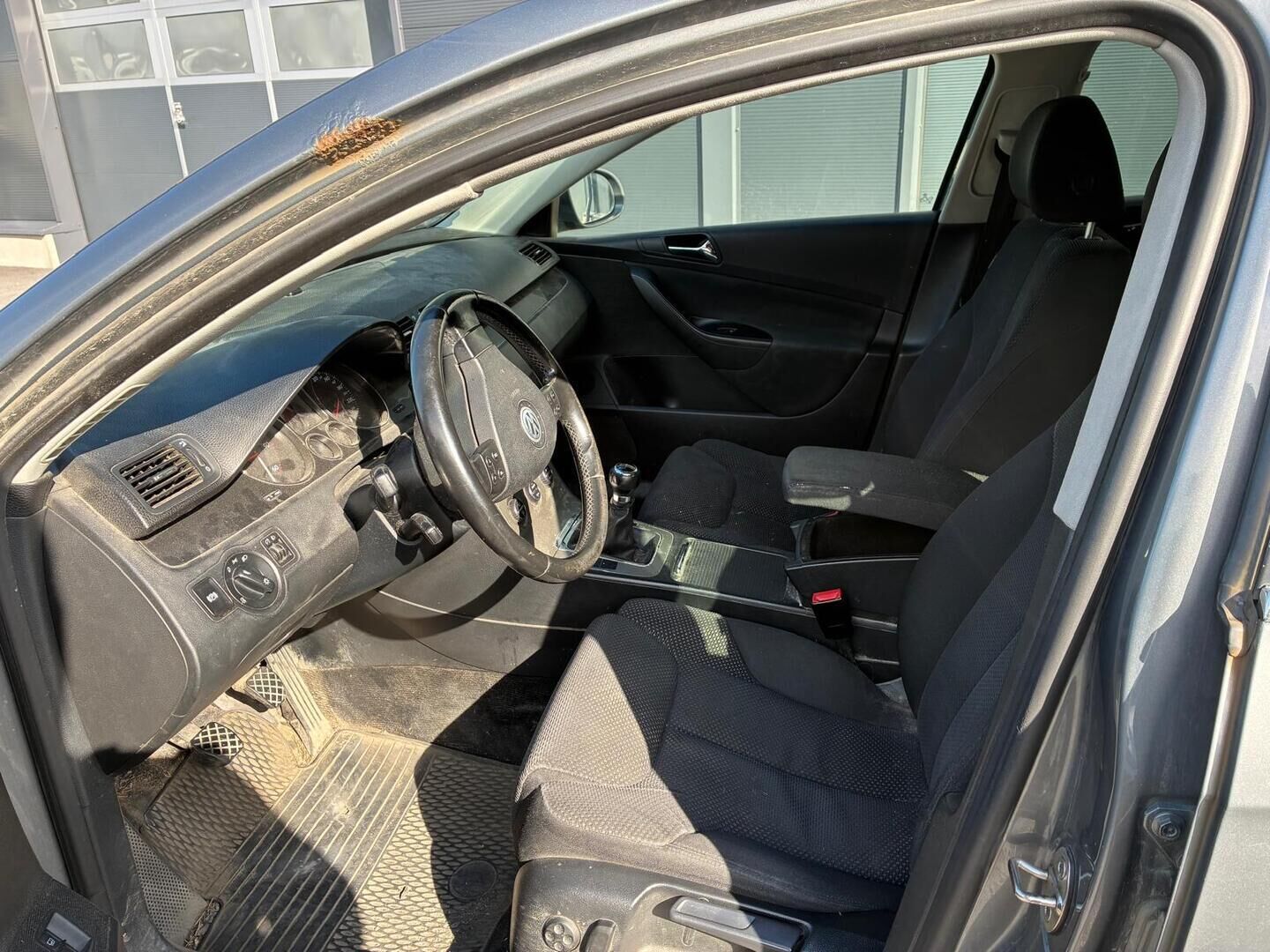 Volkswagen Passat Variant 2007 1.9TDI Passat Variant * - YritysOutlet - Myydään vain yrityksille * - Koukku | Osasähköpenkit | Fiksu huoltihistoria