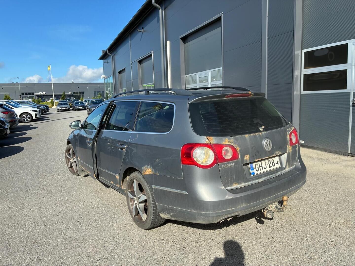 Volkswagen Passat Variant 2007 1.9TDI Passat Variant * - YritysOutlet - Myydään vain yrityksille * - Koukku | Osasähköpenkit | Fiksu huoltihistoria