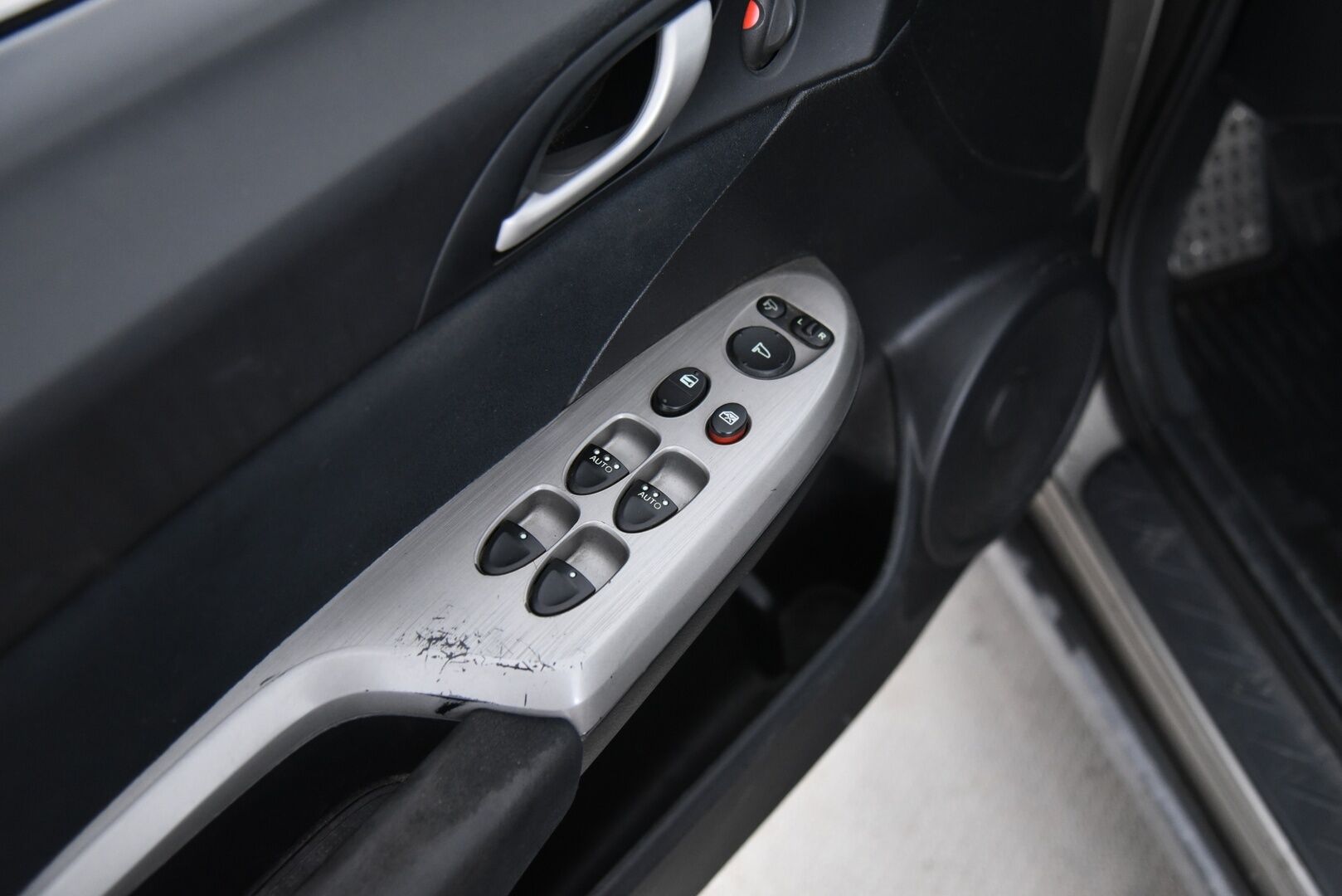 Honda Civic 2008 5D 1,8i Sport - Myydään Huutokaupat.com: issa