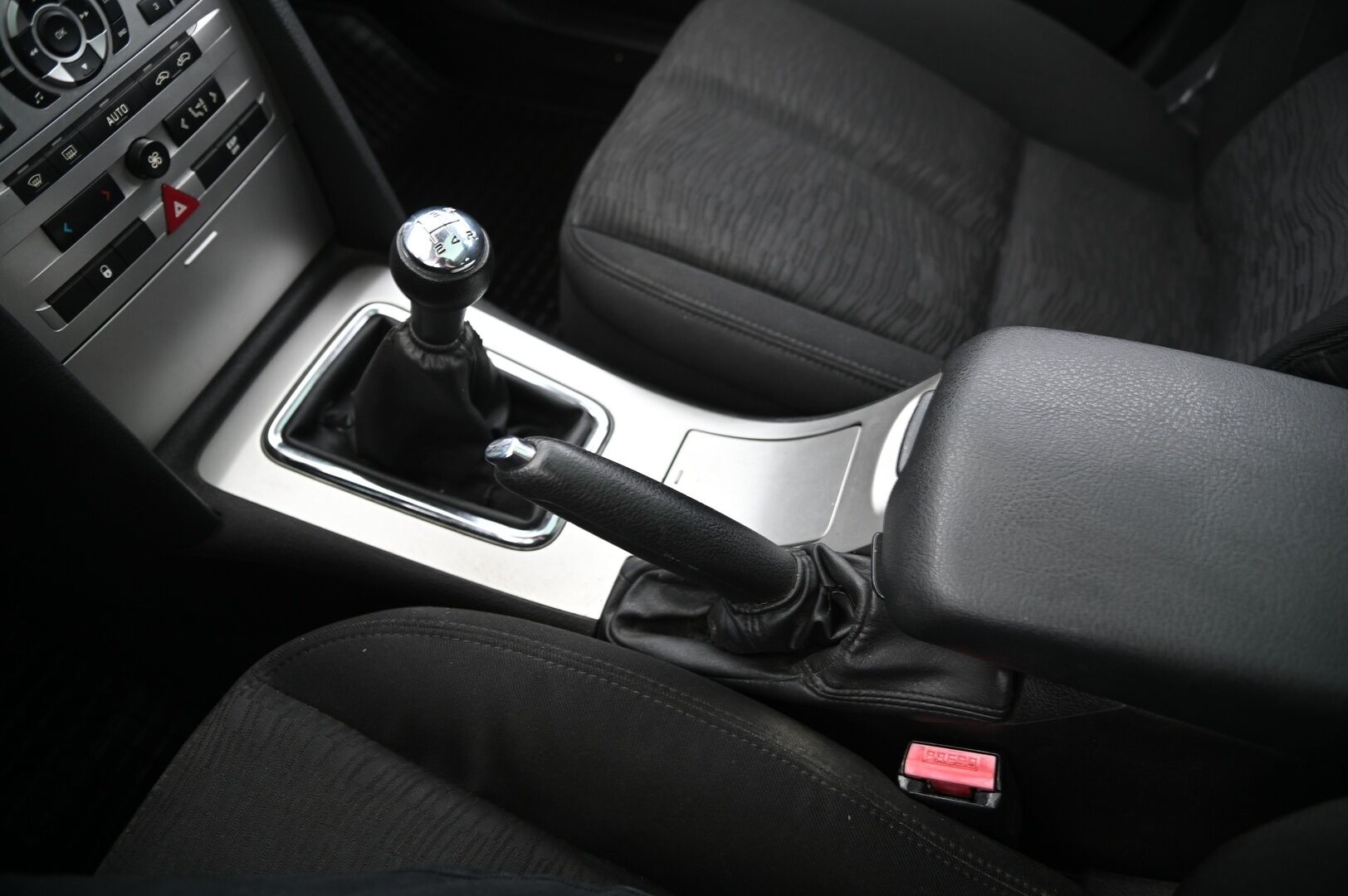Peugeot 407 2007 *Myydään Huutokaupat.com*